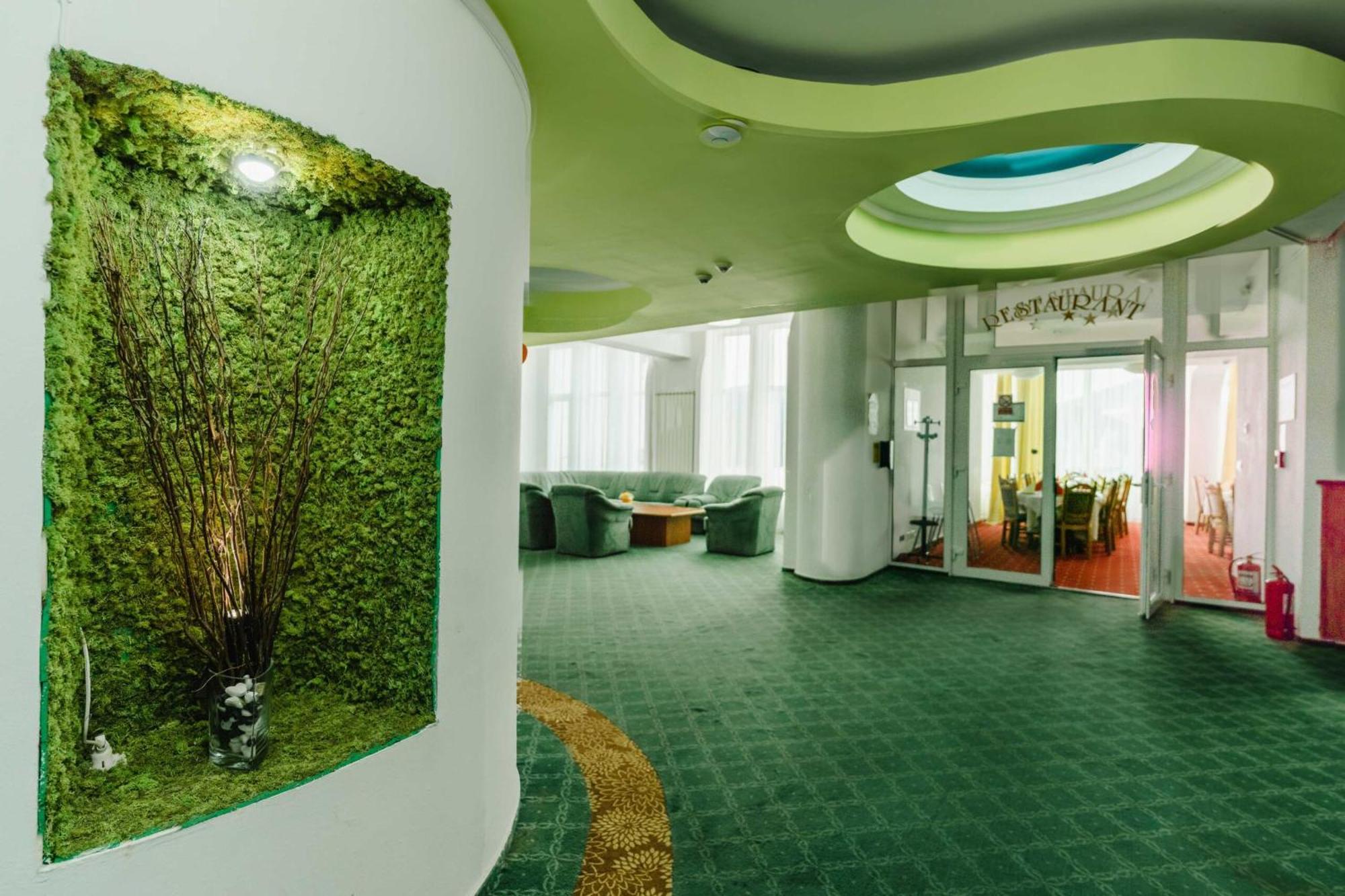 Hotel Iadolina สตานา เด วาเล ภายนอก รูปภาพ