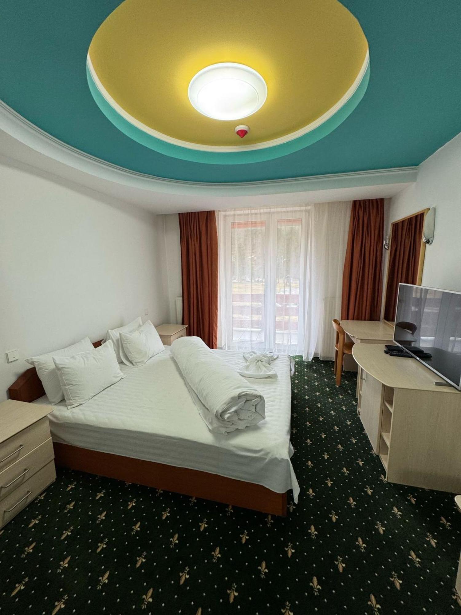 Hotel Iadolina สตานา เด วาเล ภายนอก รูปภาพ