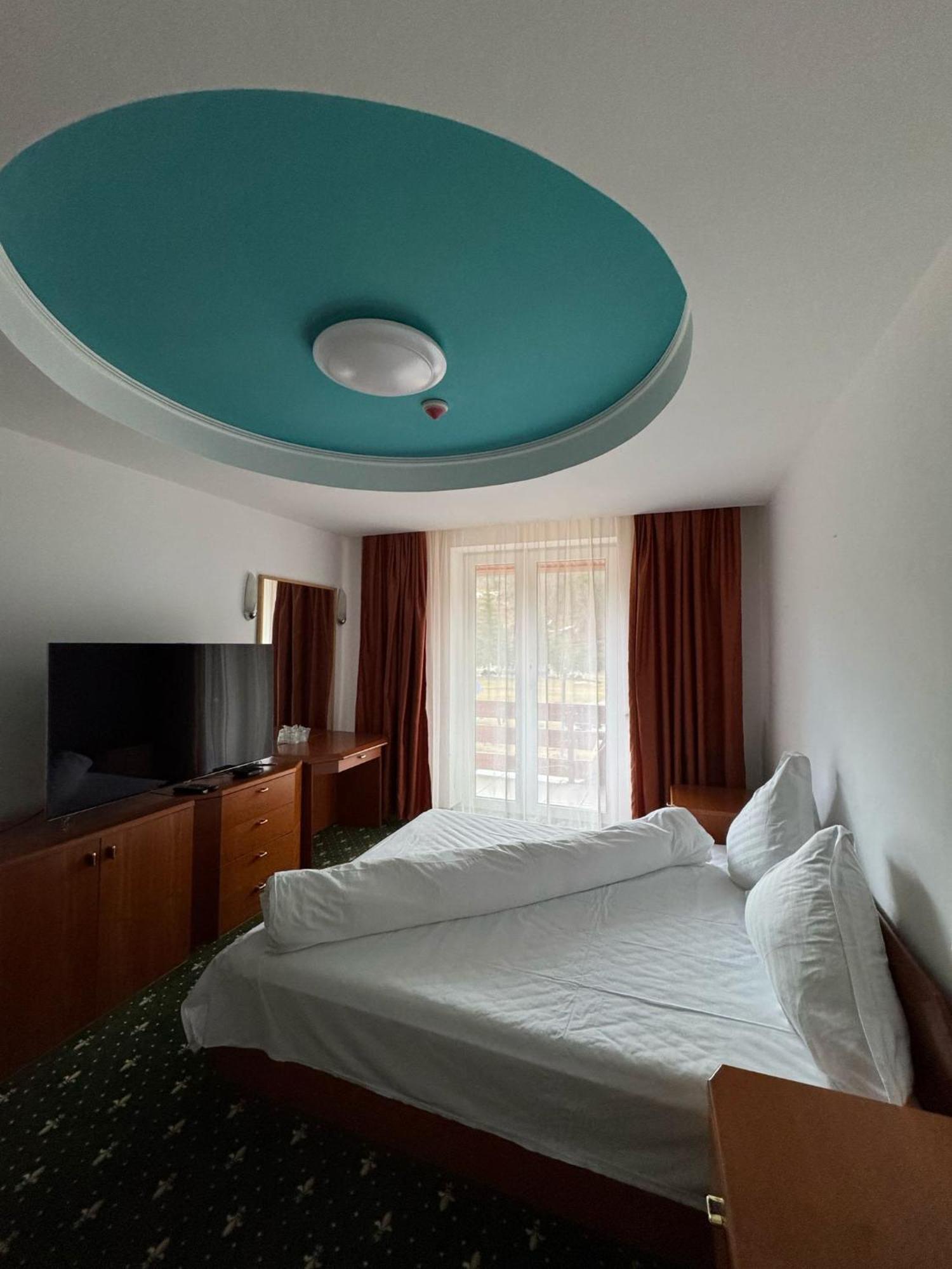 Hotel Iadolina สตานา เด วาเล ภายนอก รูปภาพ